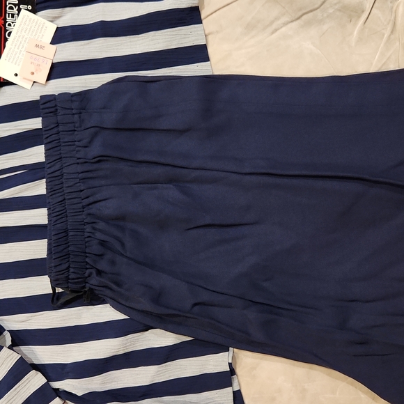 Two Piece Pantsuit - Picture 3 of 3